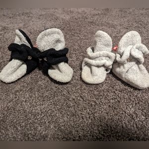 2 pair fleece Zutano booties - 3M size